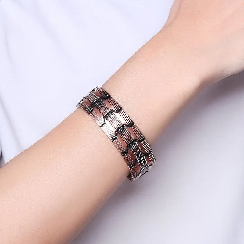 Premium Magnetic Copper Bracelet – Health, Energy & Balance Support